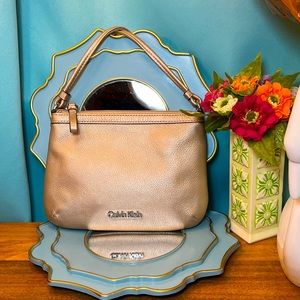 ❤️Calvin Klein Small Metallic Gold Pebble Leather Crossbody ❤️